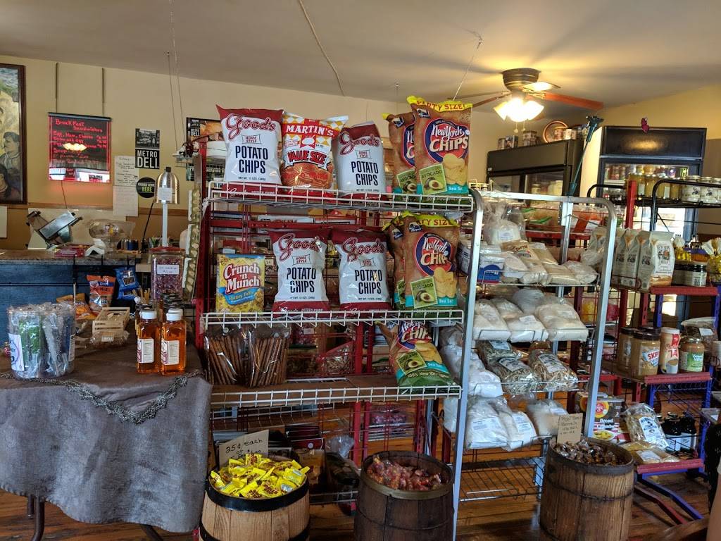 Grampa Dells Old Country Store | restaurant | 1919 Broadway, Darien Center, NY 14040, USA | 5855472252 OR +1 585-547-2252