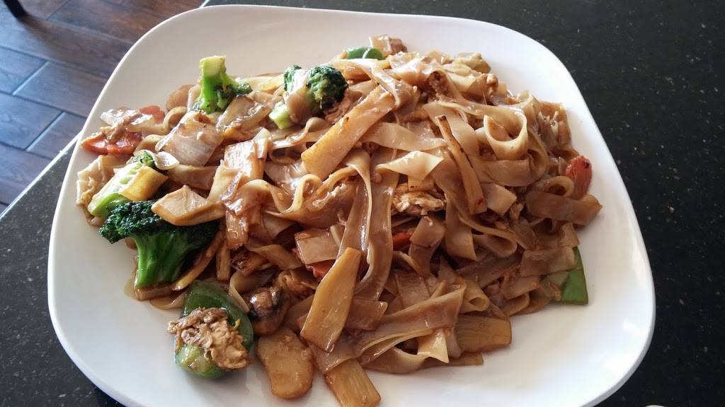 Tomy Thai Campus | restaurant | 1736 W State of Franklin Rd Suite 70, Johnson City, TN 37604, USA | 4239280070 OR +1 423-928-0070