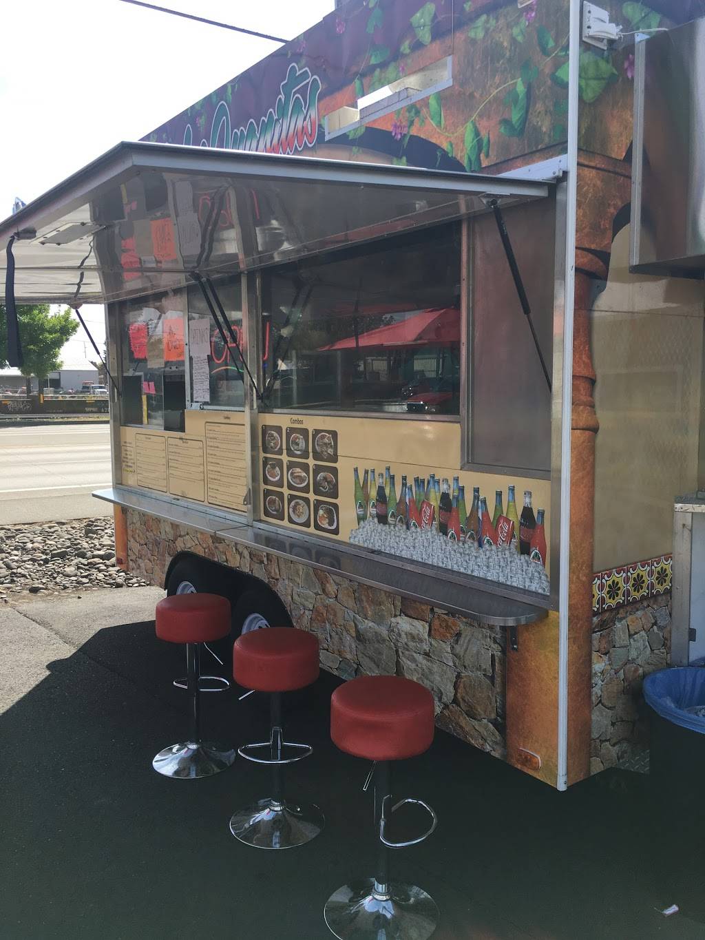 Hacienda las Juanitas | restaurant | 555 S Columbia River Hwy, St Helens, OR 97051, USA | 5033697834 OR +1 503-369-7834