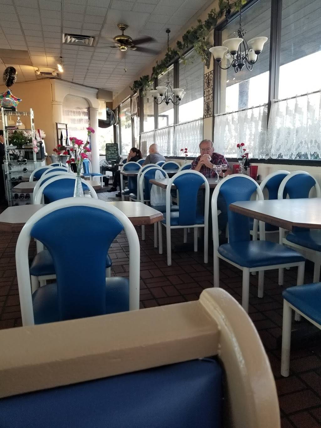 Chicken Plus Greek Cuisine | restaurant | 309 W Mission Ave, Escondido, CA 92025, USA | 7604801348 OR +1 760-480-1348