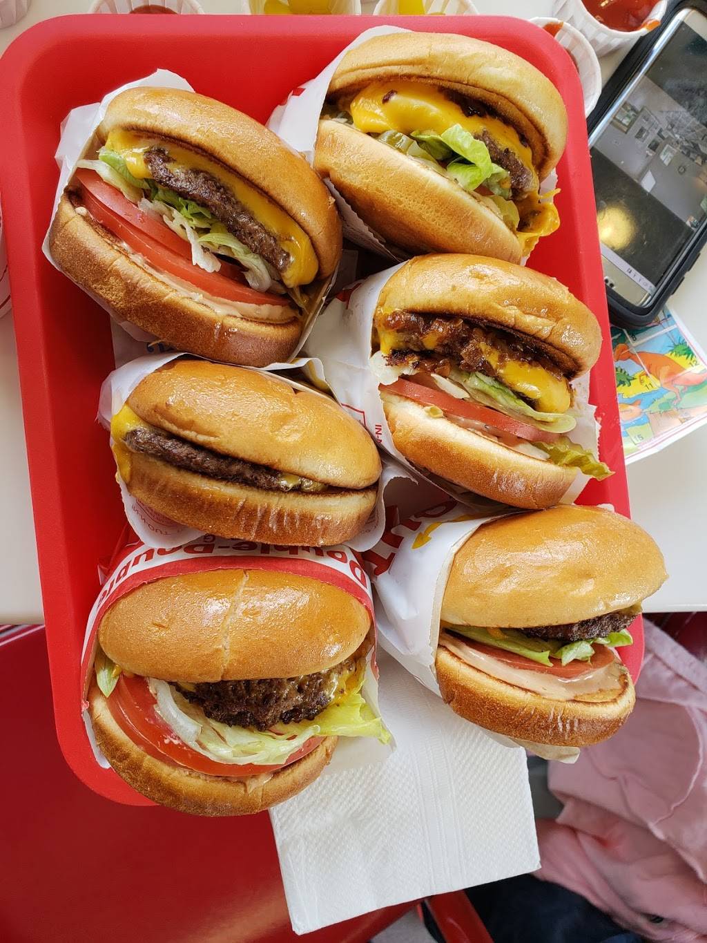 In-N-Out Burger | restaurant | 4550 Delta Gateway B, Pittsburg, CA 94565, USA | 8007861000 OR +1 800-786-1000