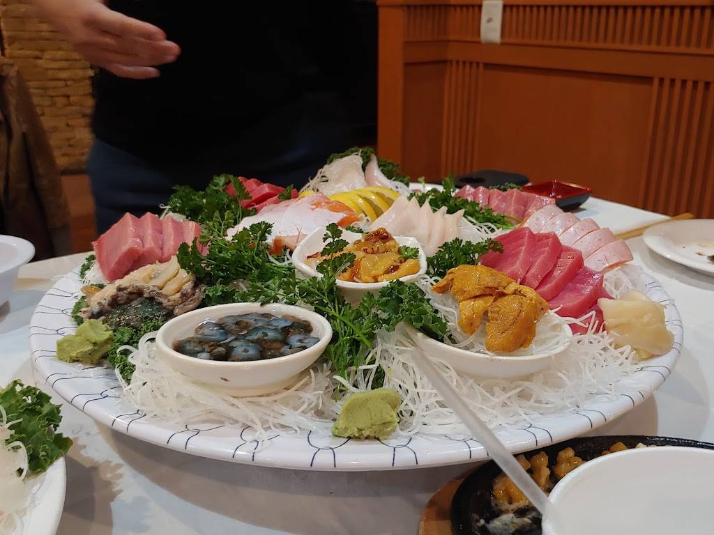 Sushi U Restaurant | restaurant | 2790 Lawrenceville-Suwanee Rd #185, Suwanee, GA 30024, USA | 6787657731 OR +1 678-765-7731