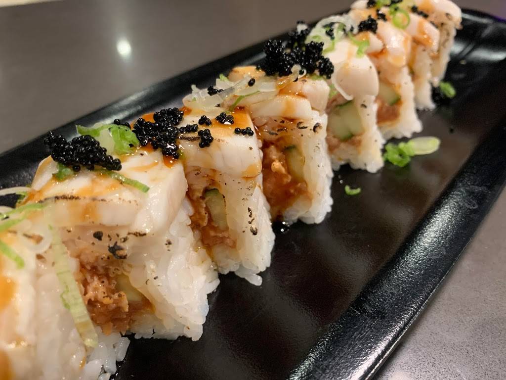 Sushi Bar On Main St | restaurant | 24328 Main St, Newhall, CA 91321, USA | 6618881313 OR +1 661-888-1313