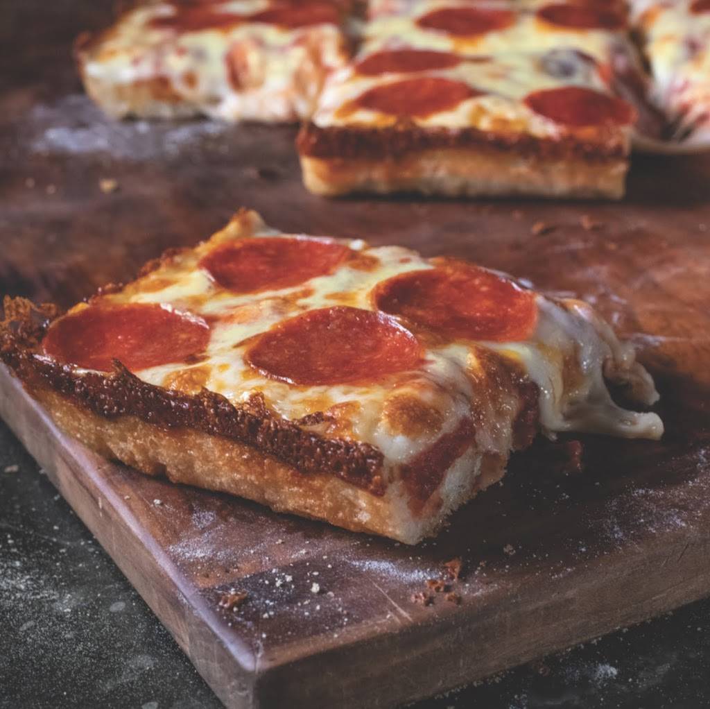 Jets Pizza | meal delivery | 29443 Five Mile Road, Livonia, MI 48154, USA | 7342669333 OR +1 734-266-9333