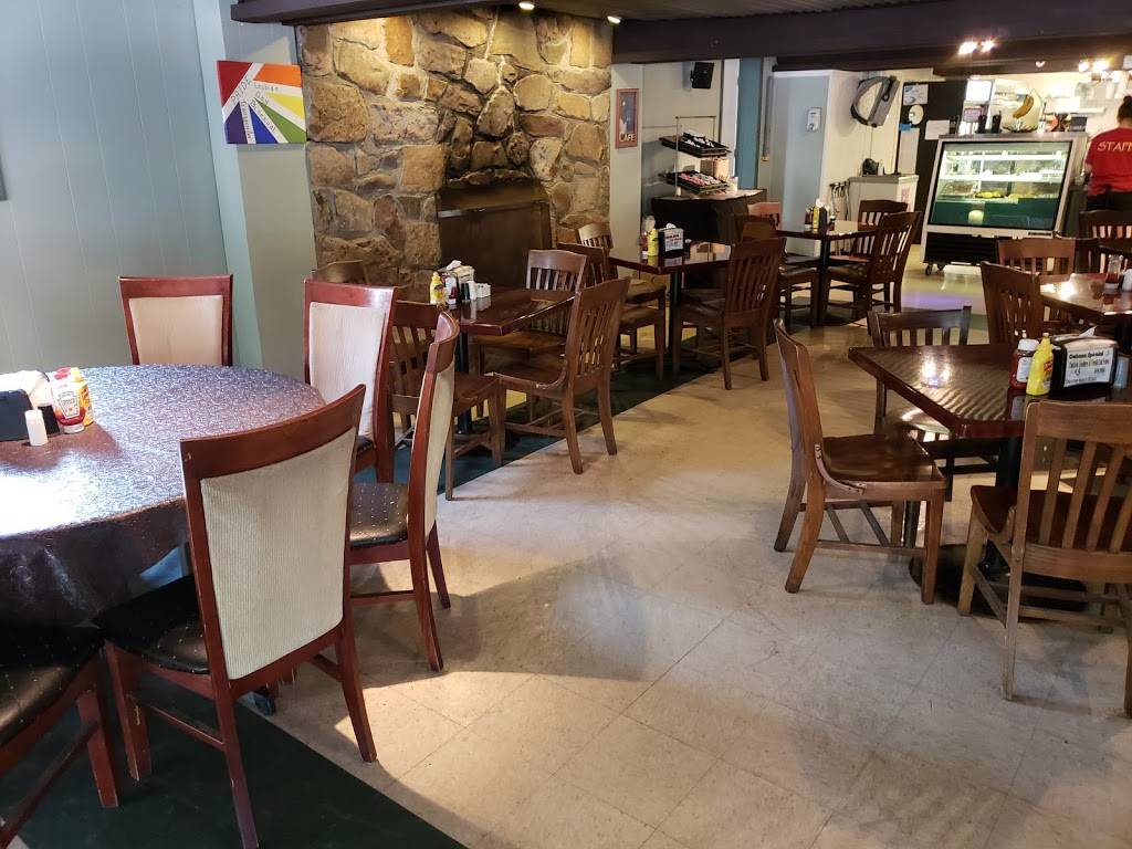 The Cafe at The Woods | restaurant | 3500 Woods Way, Lehighton, PA 18235, USA | 6103779577 OR +1 610-377-9577