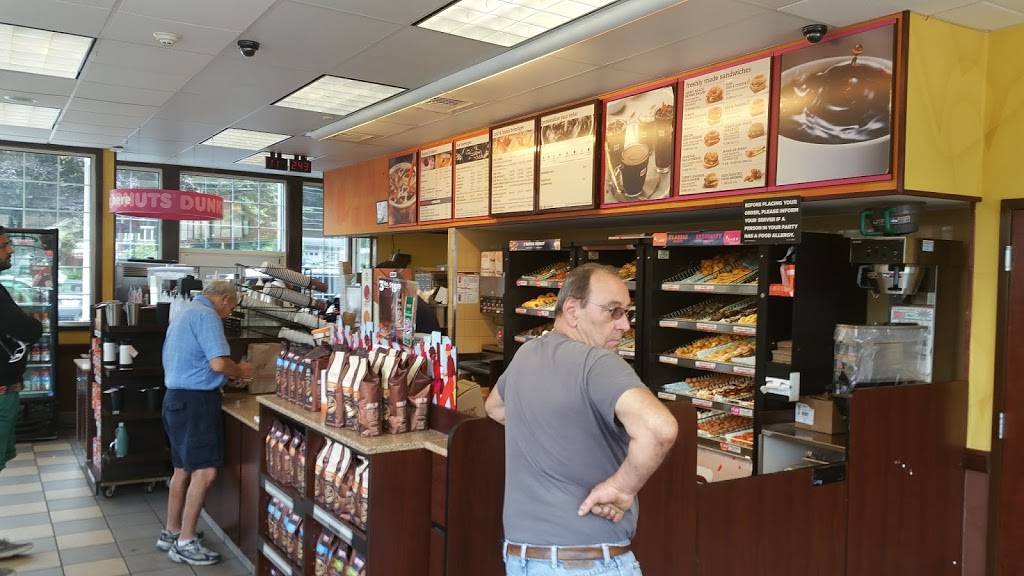 Dunkin | bakery | 494 Main St, Great Barrington, MA 01230, USA | 4135288154 OR +1 413-528-8154