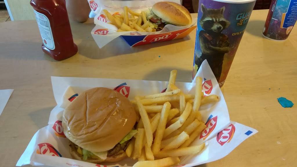 Dairy Queen Grill & Chill | restaurant | 14532 E Colonial Dr, Orlando, FL 32826, USA | 4077454088 OR +1 407-745-4088