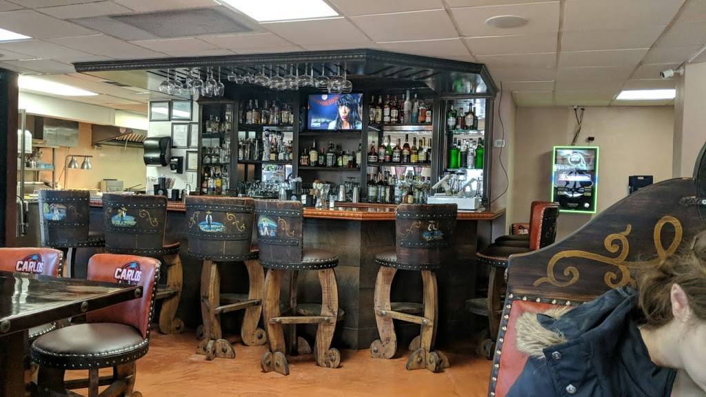 Carlos Mexican Grill 3, Inc. | night club | 282 W Virginia St, Crystal Lake, IL 60014, USA | 8158934487 OR +1 815-893-4487