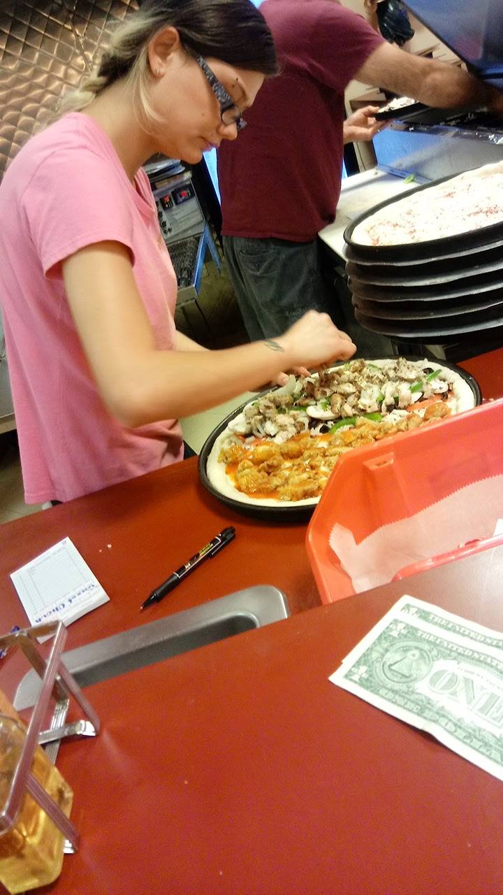 Johns Pizza | restaurant | 2260 158 Main Street, Spencer, MA 01562, USA | 5088856936 OR +1 508-885-6936