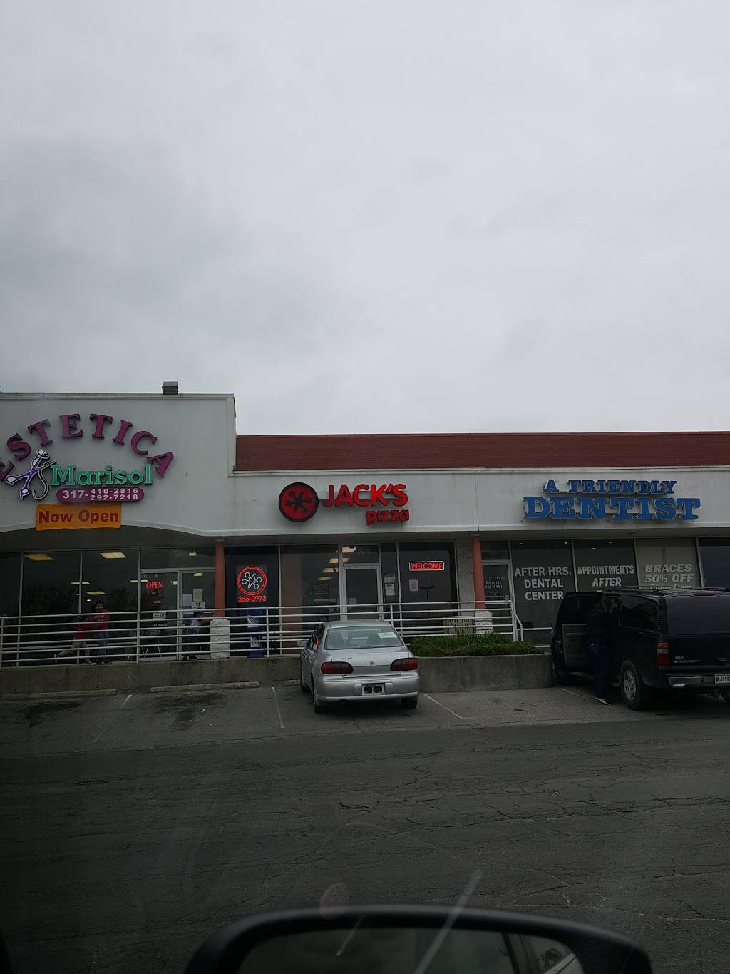 Jacks Pizza | meal delivery | 3709 E Washington St J, Indianapolis, IN 46201, USA | 3173560973 OR +1 317-356-0973