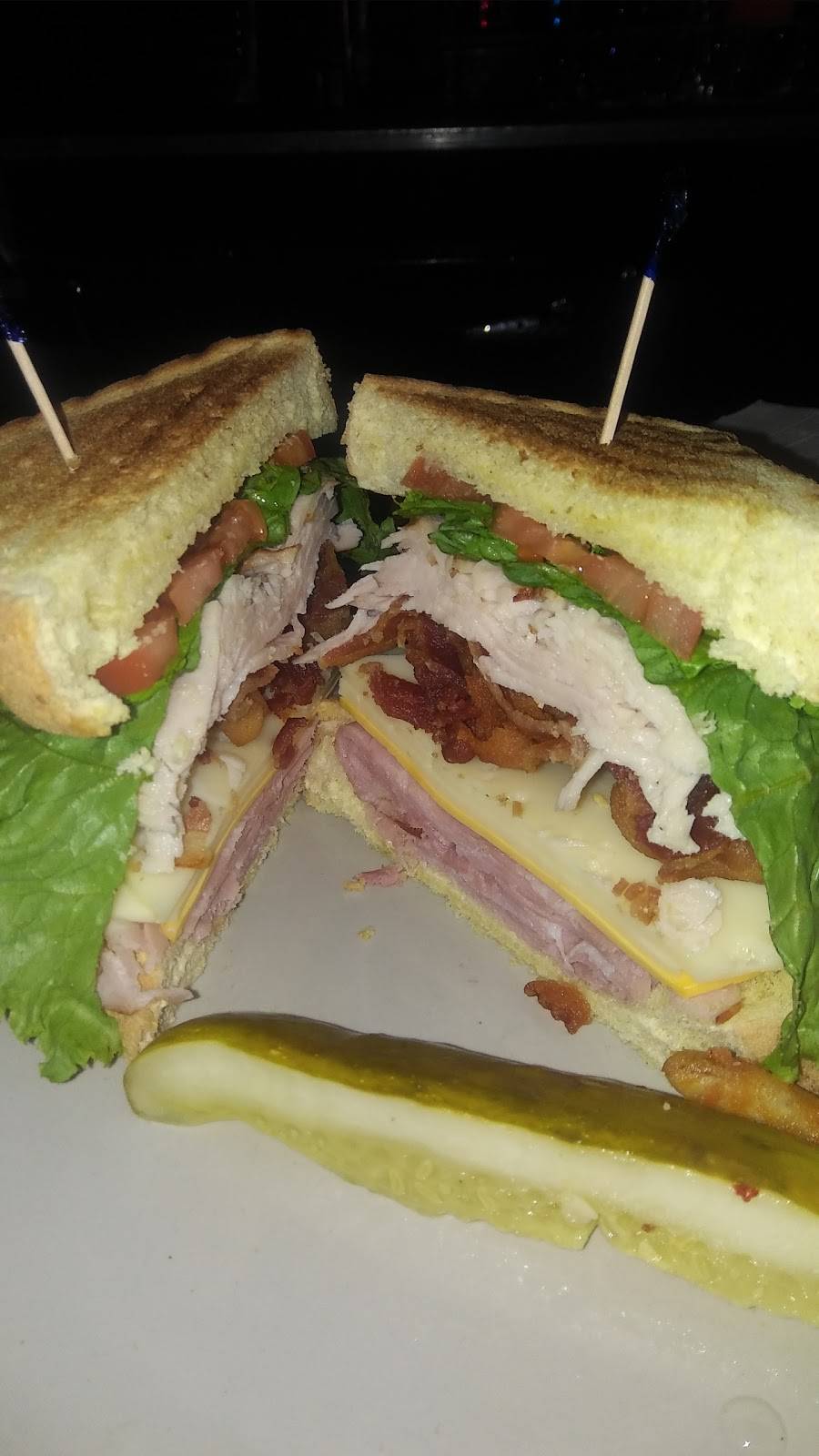 Brooklyns | restaurant | 1254 Eureka Rd, Wyandotte, MI 48192, USA | 7342828974 OR +1 734-282-8974