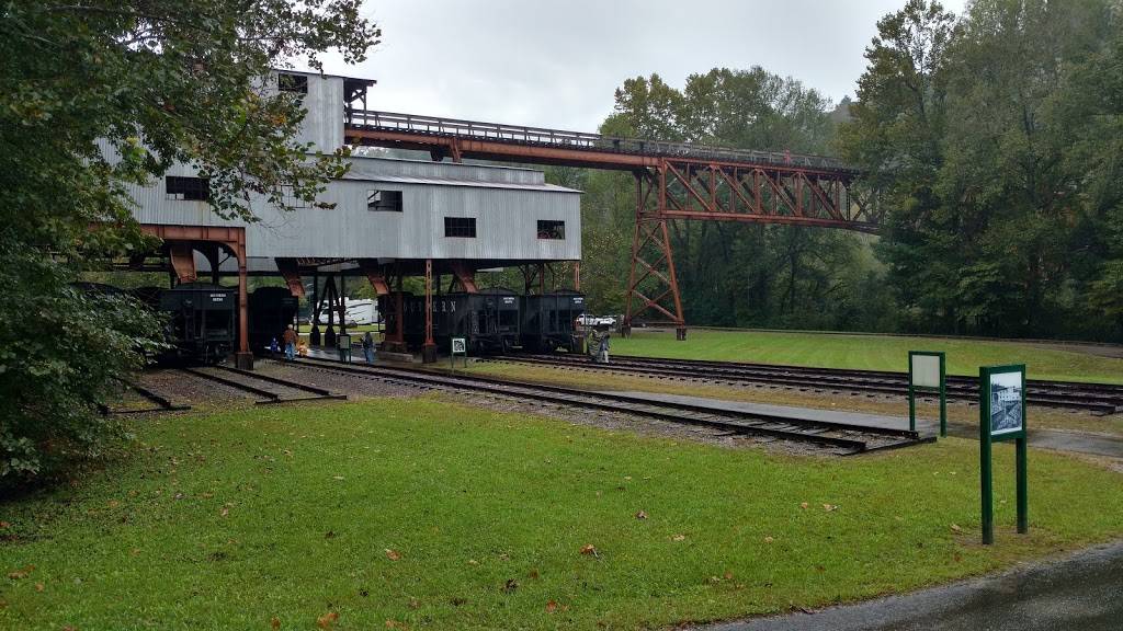 Big South Fork Scenic Railway | restaurant | 66 Henderson St, Stearns, KY 42647, USA | 8004625664 OR +1 800-462-5664