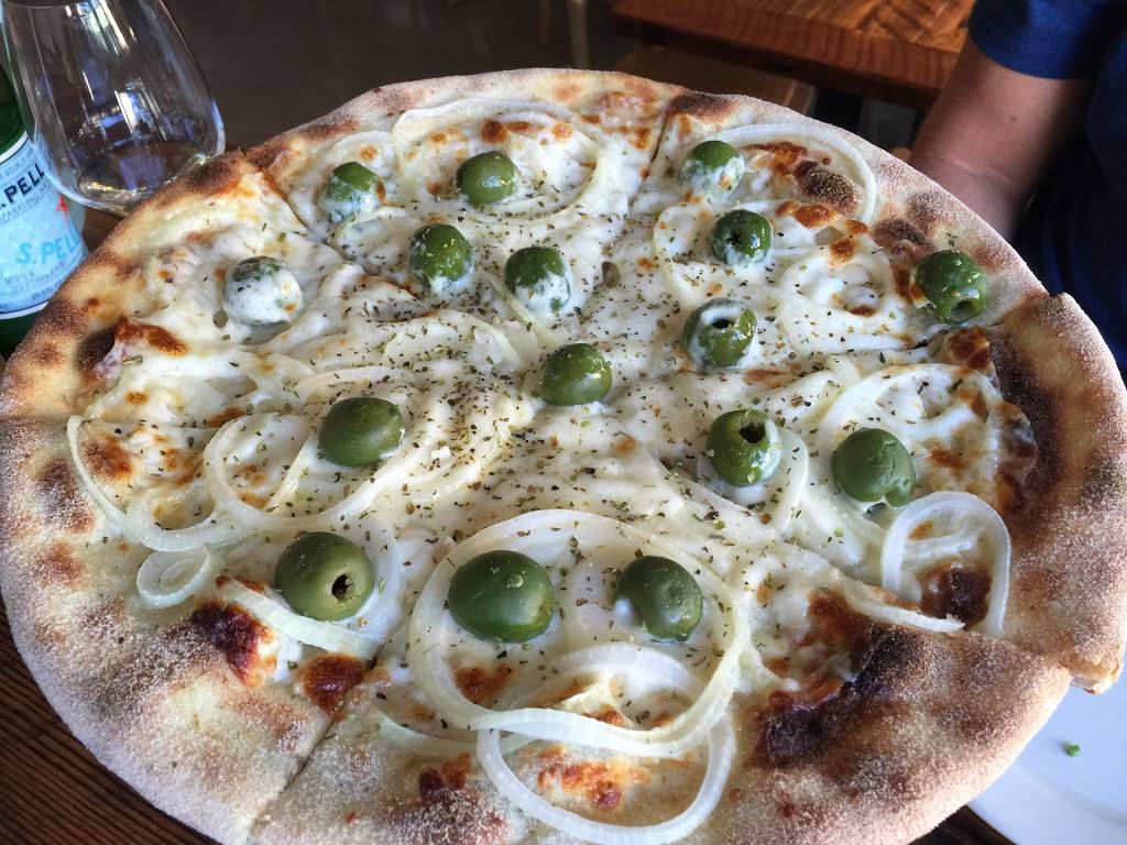 Sandrino Pizza & Vino | restaurant | 45 Caledonia St, Sausalito, CA 94965, USA | 4157299166 OR +1 415-729-9166