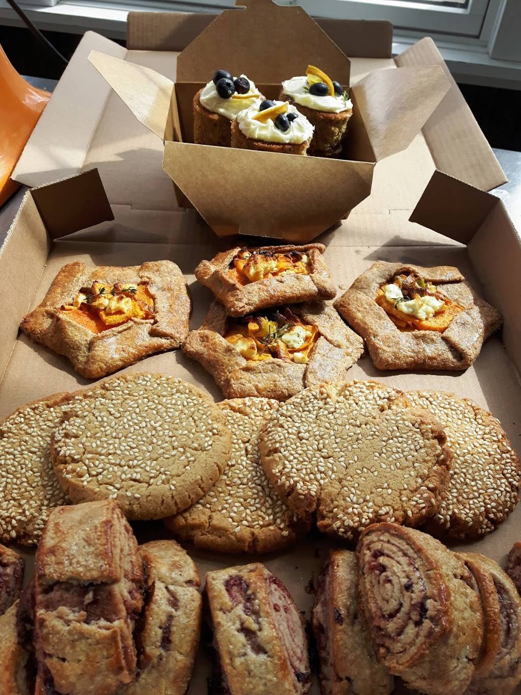 Growing Chefs Headquarters | restaurant | 460 King St, London, ON N6B 1S9, Canada | 5196794769 OR +1 519-679-4769