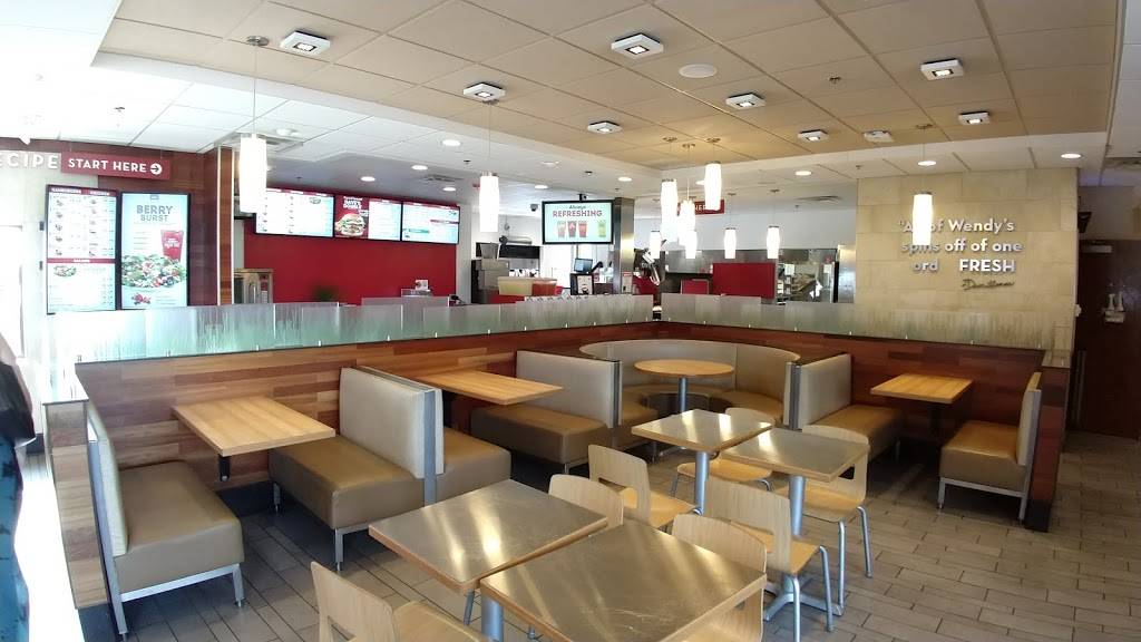 Wendys | restaurant | 210 E Rollins Rd, Round Lake Beach, IL 60073, USA | 8472018046 OR +1 847-201-8046