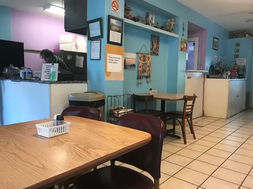 Johns Gyros | restaurant | 121 W Orange Ave, Foley, AL 36535, USA | 2519702268 OR +1 251-970-2268