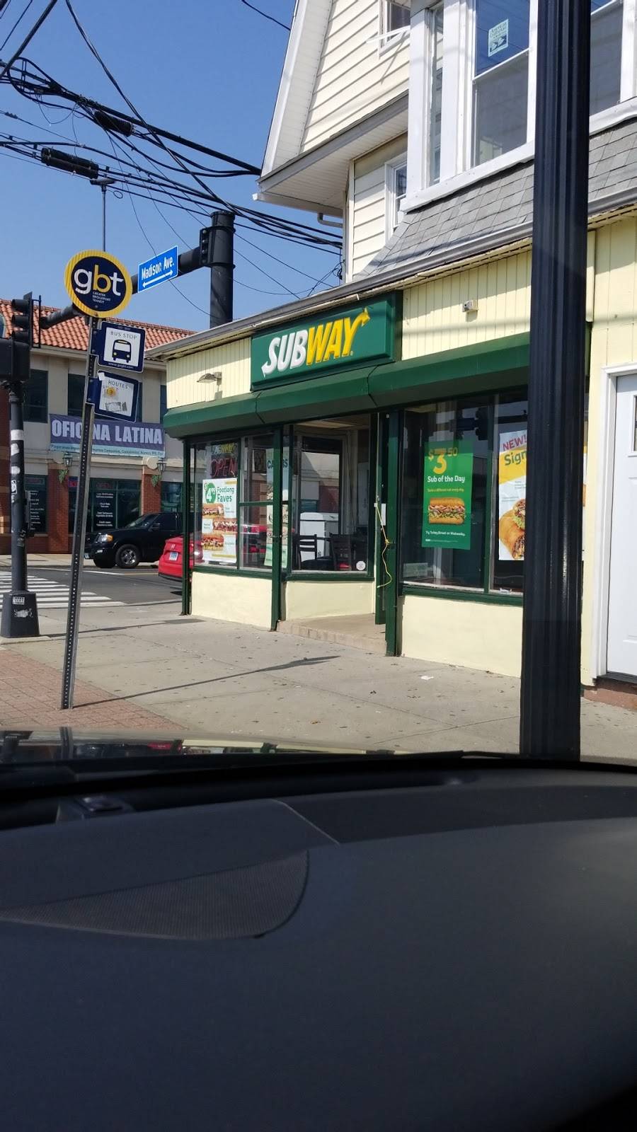 Subway | restaurant | 944 Madison Ave, Bridgeport, CT 06606, USA | 2033686300 OR +1 203-368-6300
