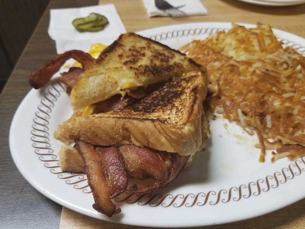 Waffle House | meal takeaway | 1020 Oak Mountain Park Rd, Pelham, AL 35124, USA | 2057338213 OR +1 205-733-8213