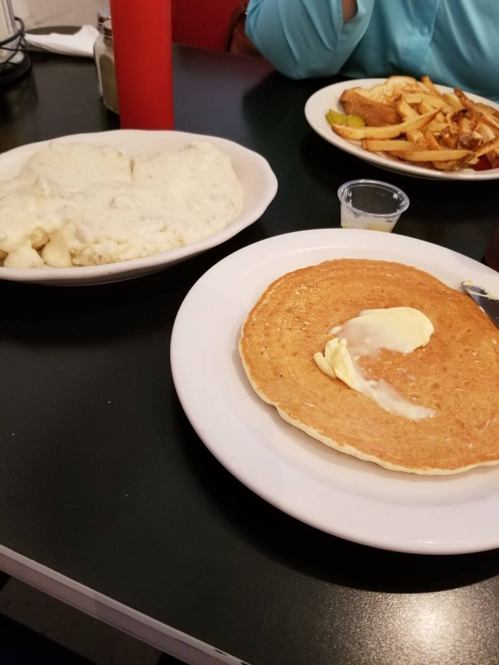 Queen Street Diner | restaurant | 728 E Queen St, Strasburg, VA 22657, USA | 5404654658 OR +1 540-465-4658