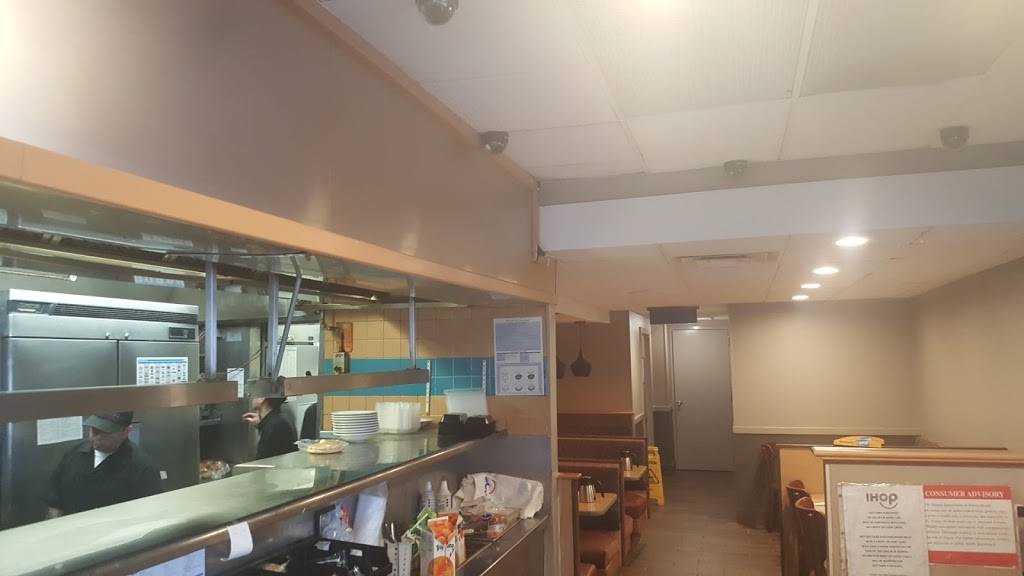 IHOP | restaurant | 4210 N Cicero Ave, Chicago, IL 60641, USA | 7736850242 OR +1 773-685-0242