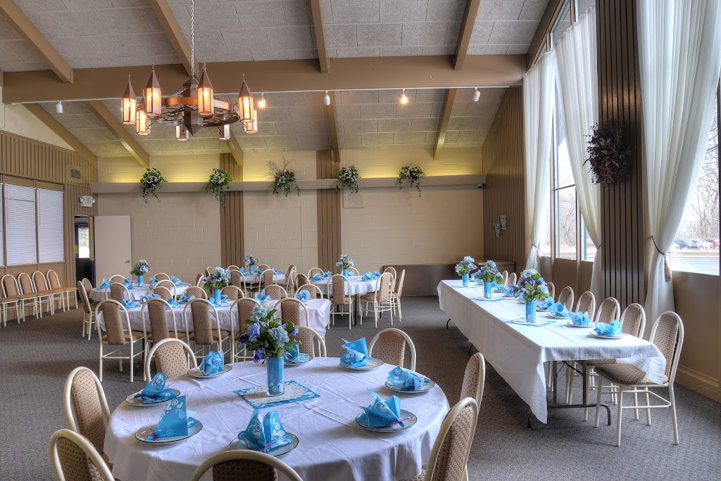 Cherry Hill Lanes North | restaurant | 6697 Dixie Hwy, City of the Village of Clarkston, MI 48346, USA | 2486255011 OR +1 248-625-5011