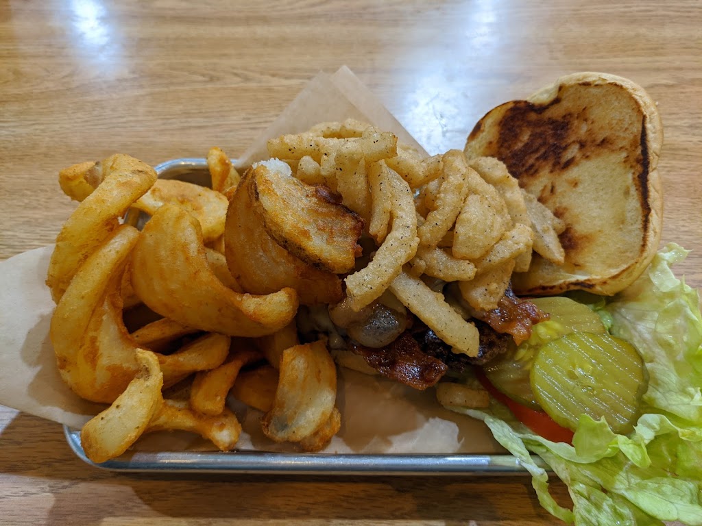 Julies Southern Joy Home Style Cooking | restaurant | 258 Eglin Pkwy NE, Fort Walton Beach, FL 32547, USA | 8502267881 OR +1 850-226-7881