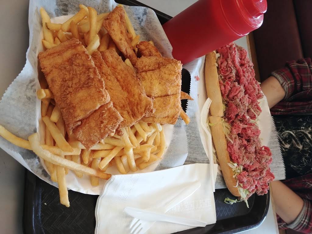 Dinas Roast Beef & Seafood | restaurant | 135 Canal St, Salem, MA 01970, USA | 9787441229 OR +1 978-744-1229