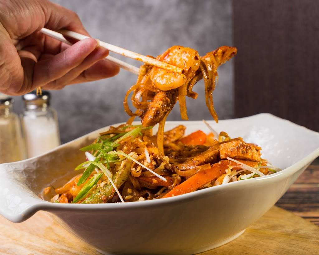 Shadow Eagle Resto Bar & Grill | restaurant | 11-1801 Dundas St E, Whitby, ON L1N 7C5, Canada | 9052409000 OR +1 905-240-9000