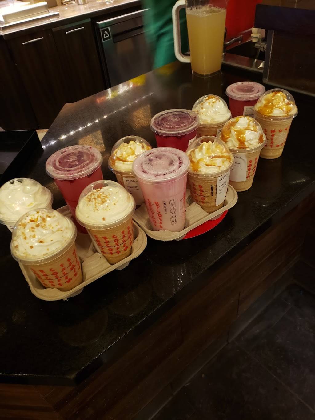 Starbucks | cafe | 1701 W Division St, Chicago, IL 60622, USA | 7732525084 OR +1 773-252-5084