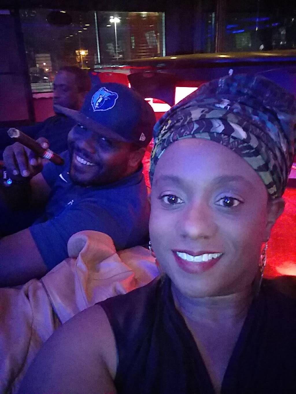 Elements Restaurant | restaurant | 6761 Winchester Rd, Memphis, TN 38115, USA | 9013609116 OR +1 901-360-9116