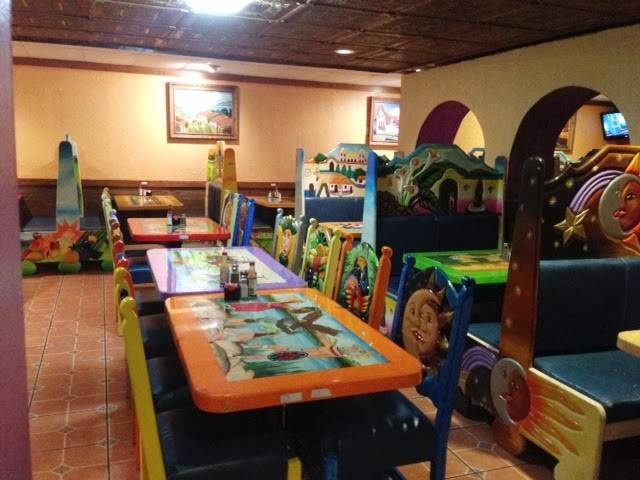 El Aguila Real Mexican Restaurant | meal takeaway | 4351 Merle Hay Rd, Des Moines, IA 50310, USA | 5152549453 OR +1 515-254-9453