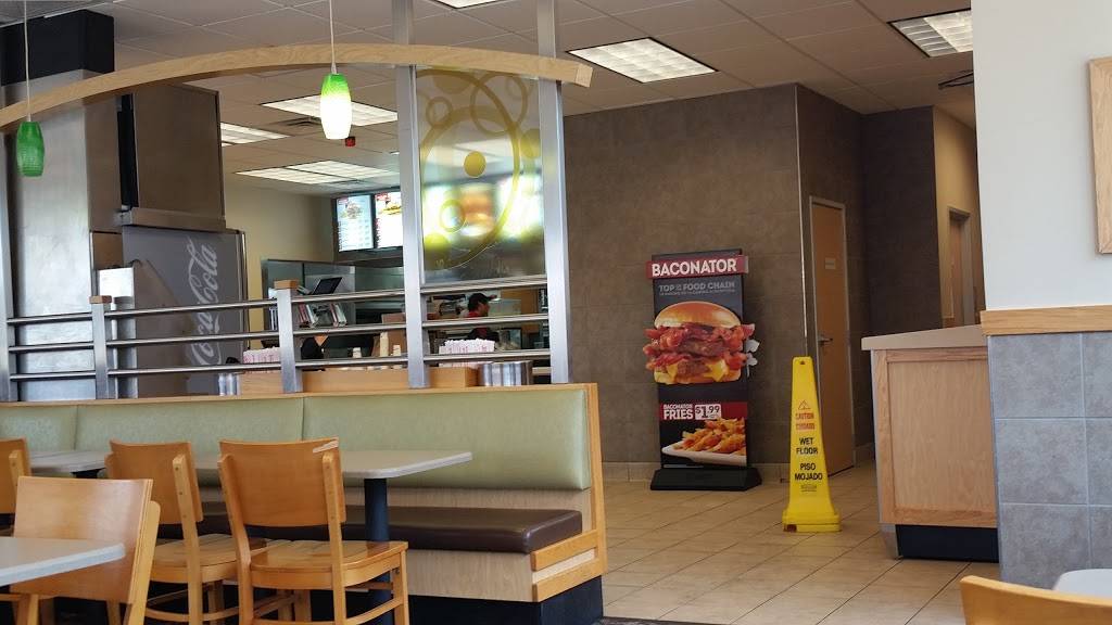 Wendys | restaurant | 6250 Oakmont Blvd, Fort Worth, TX 76132, USA | 8179000684 OR +1 817-900-0684