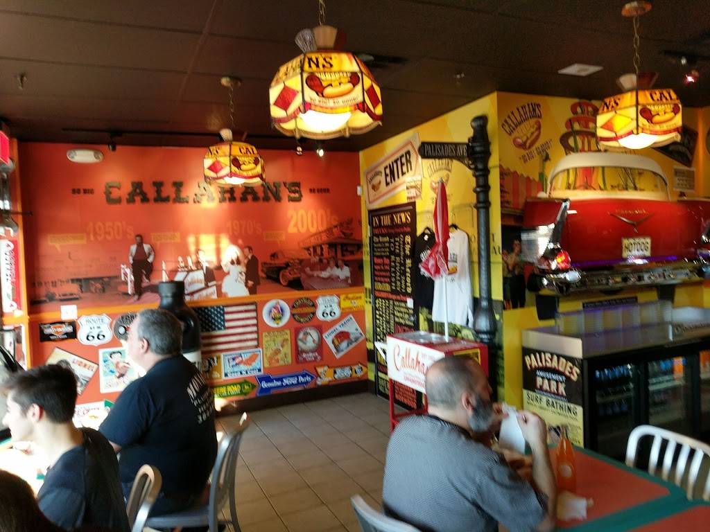 Callahans | restaurant | 10 Broad St, Norwood, NJ 07648, USA | 8444683641 OR +1 844-468-3641