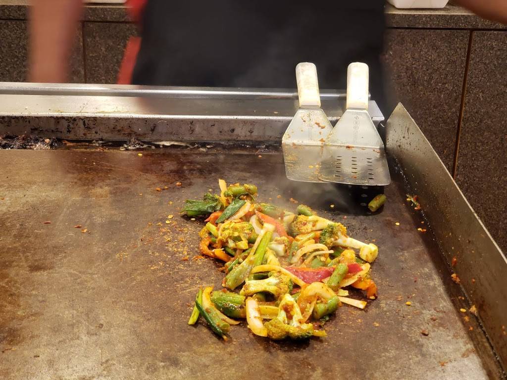 Hibachi Grill | restaurant | 815 Walker St, Houston, TX 77002, USA | 7132221688 OR +1 713-222-1688