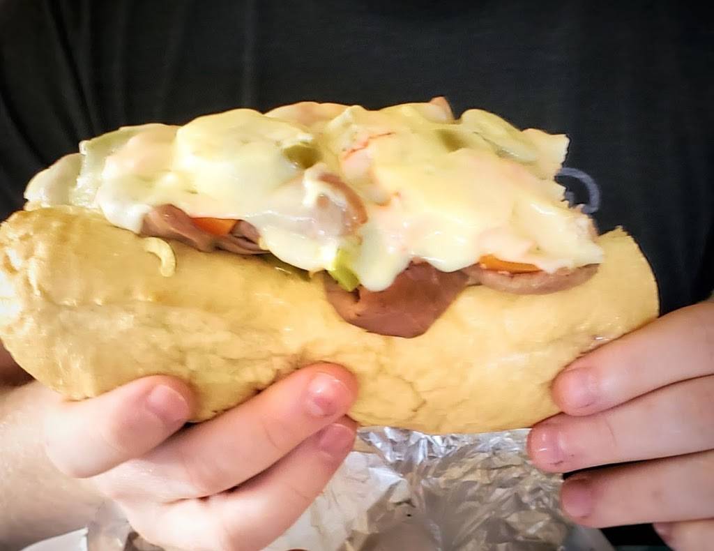 AK Deli | restaurant | 3615 Wyoming Blvd NE, Albuquerque, NM 87111, USA | 5056394249 OR +1 505-639-4249