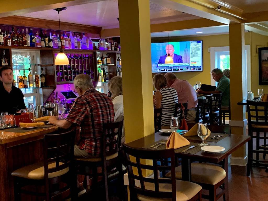 Barnstable tuscan cuisine | restaurant | 3176 Main St, Barnstable, MA 02630, USA | 5083622355 OR +1 508-362-2355