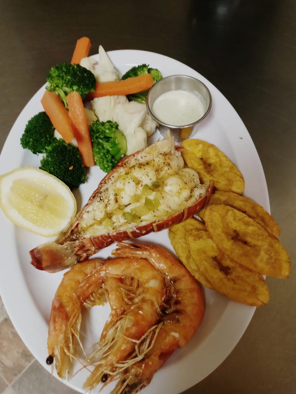 Sabor Catracho | restaurant | 1206 S 24th St, Omaha, NE 68108, USA | 4023451301 OR +1 402-345-1301