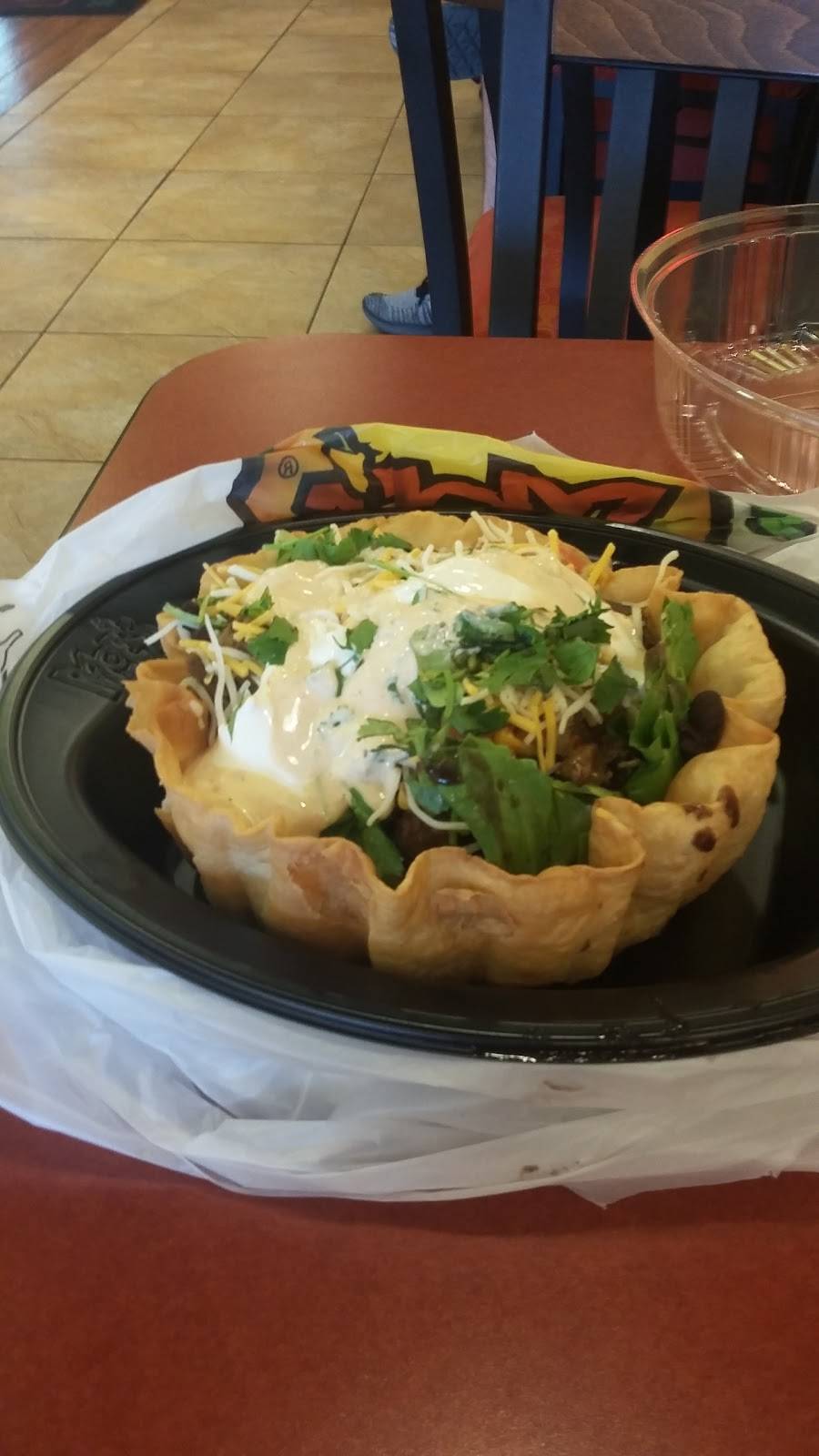 Moes Southwest Grill | restaurant | 2701 Merrick Rd, Bellmore, NY 11710, USA | 5165907400 OR +1 516-590-7400