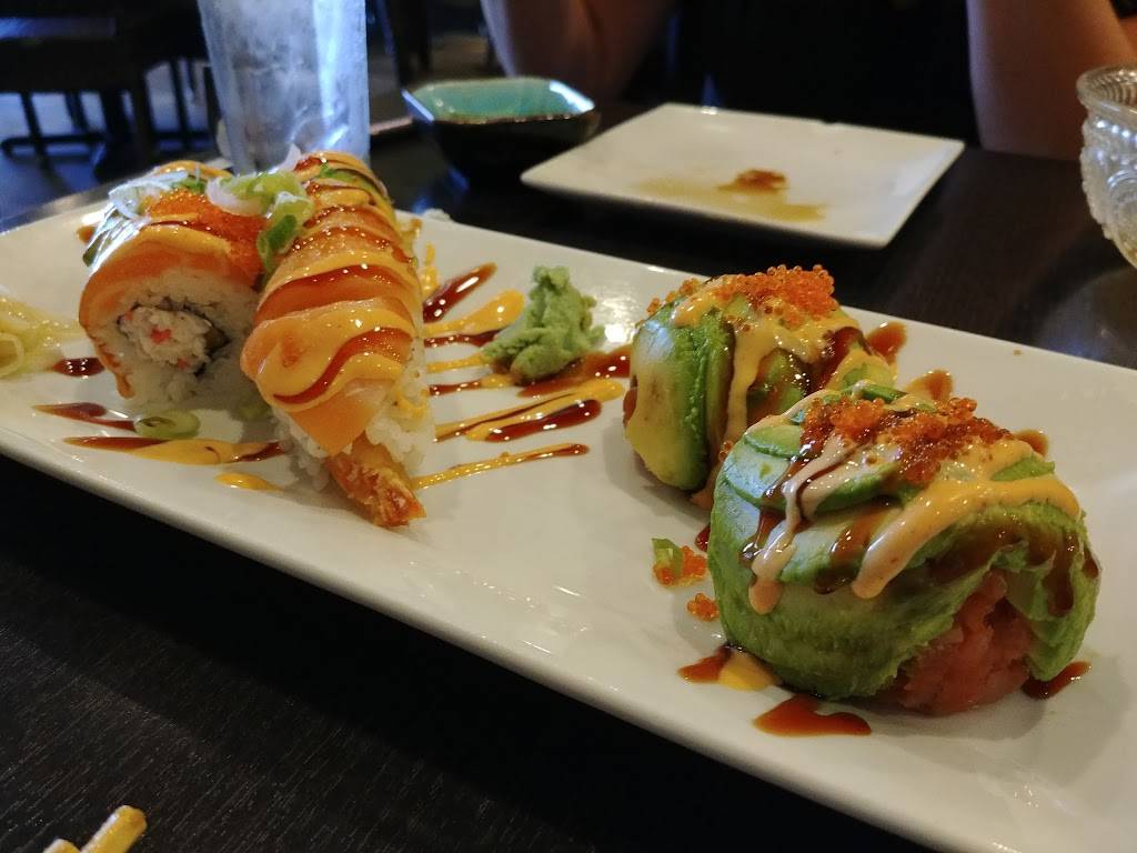 Ayame Sushi | restaurant | 2046 Nut Tree Rd #A, Vacaville, CA 95687, USA | 7074557883 OR +1 707-455-7883