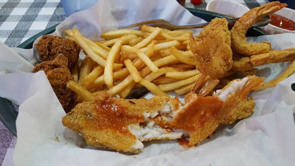 Flying Fish | restaurant | 105 S 2nd St, Memphis, TN 38103, USA | 9015228228 OR +1 901-522-8228