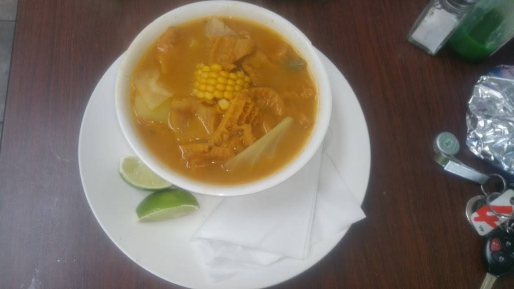 El Marinero | restaurant | 1319 University Blvd E, Takoma Park, MD 20912, USA | 3014454054 OR +1 301-445-4054