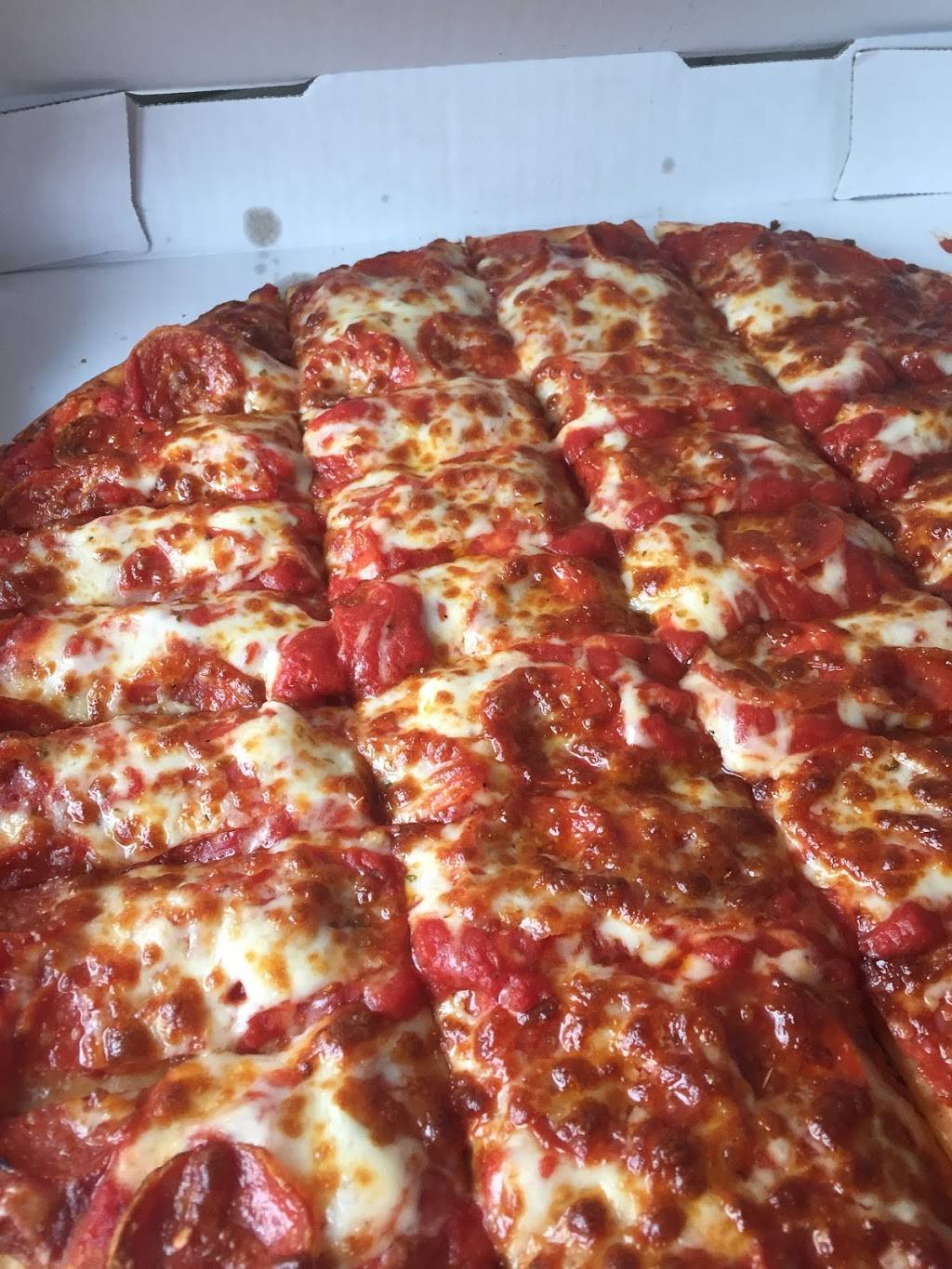 Grandads Pizza | restaurant | 1254 W 3rd Ave, Columbus, OH 43212, USA | 6144889700 OR +1 614-488-9700