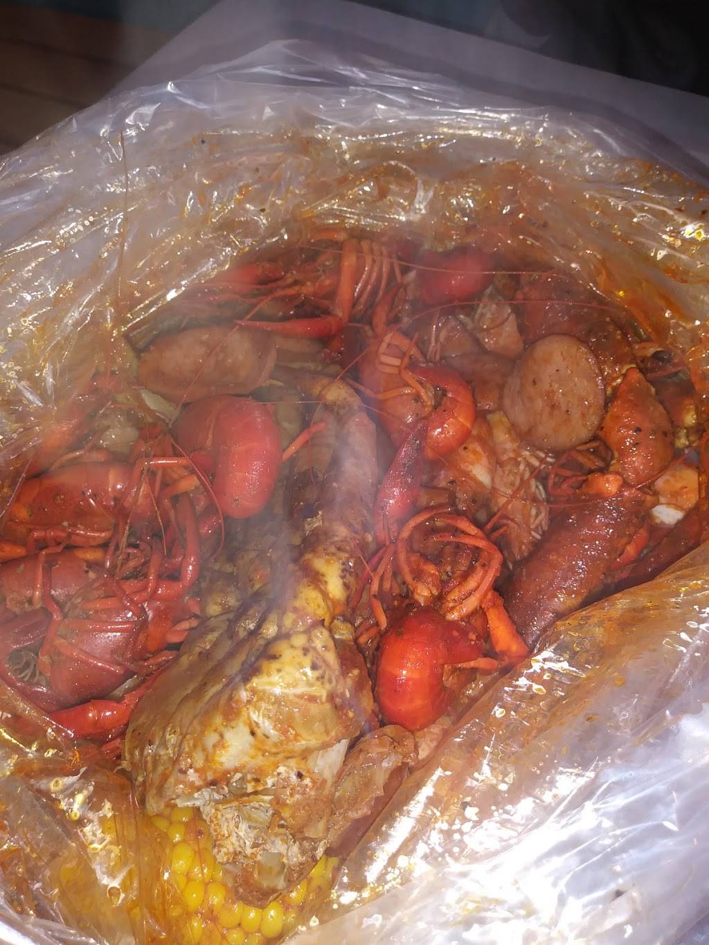 Crab & Claw | restaurant | 7932 S Great Trinity Forest Way Suite 114A, Dallas, TX 75217, USA | 4697098285 OR +1 469-709-8285