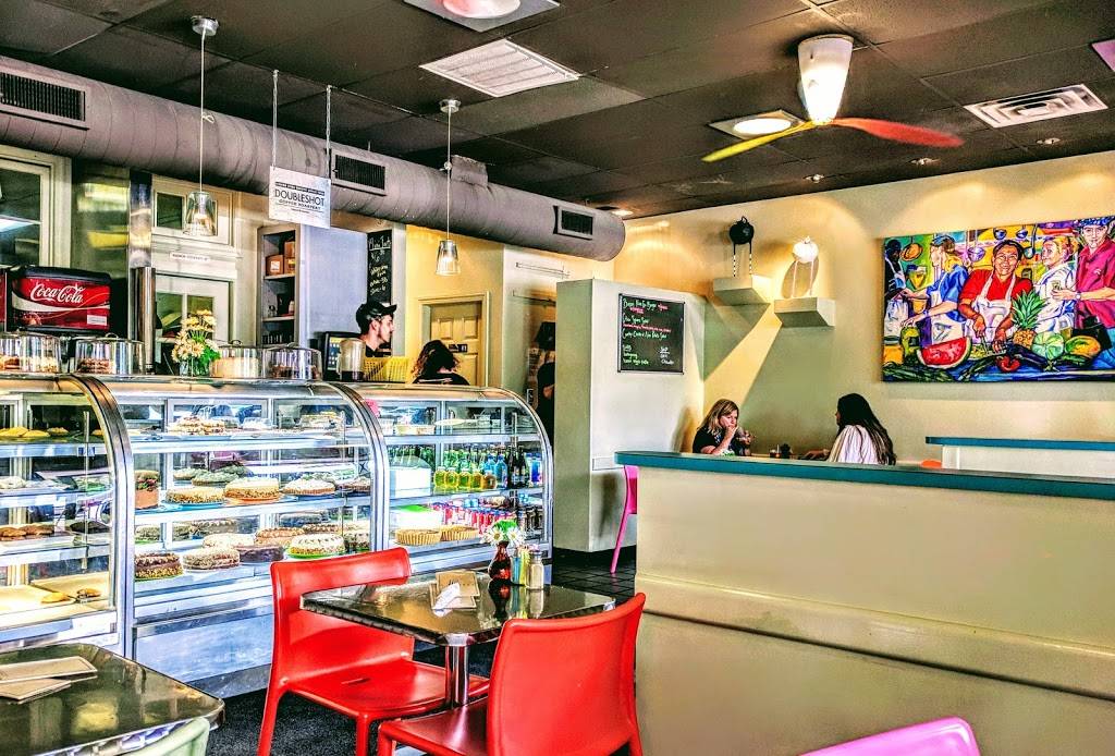 Queenies Plus | cafe | 1834 Utica Square, Tulsa, OK 74114, USA | 9187493481 OR +1 918-749-3481