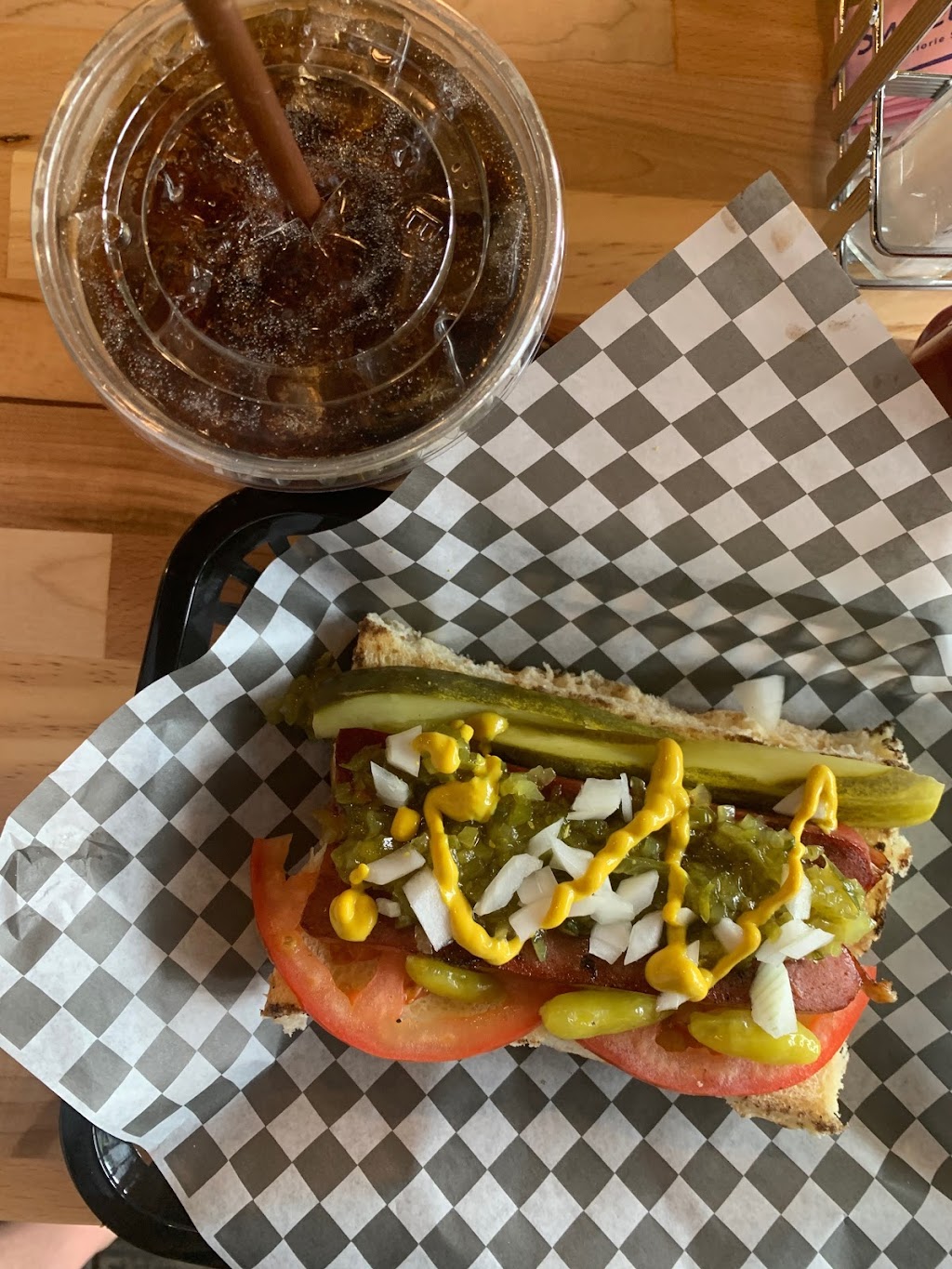 Whiskey Foxtrot Burger Dive | restaurant | 2341 John Hawkins Pkwy Suite 119, Hoover, AL 35244, USA | 2055366172 OR +1 205-536-6172