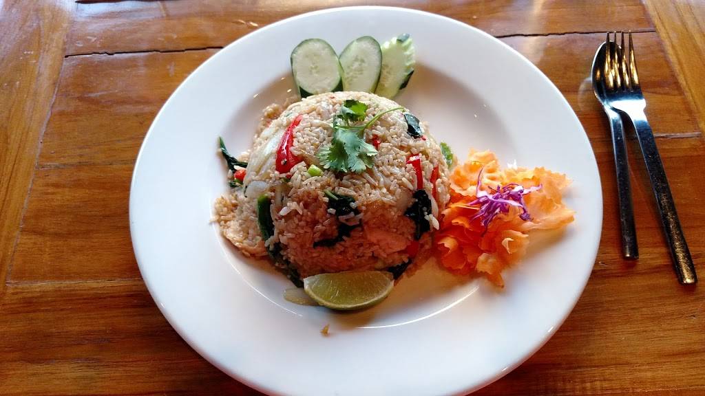 Galae Thai | restaurant | 215 Swamp Fox Rd, Alexandria, VA 22331, USA | 7039601606 OR +1 703-960-1606