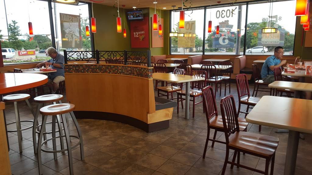 Popeyes Louisiana Kitchen | restaurant | 1030 W University Ave, Georgetown, TX 78626, USA | 5126885024 OR +1 512-688-5024