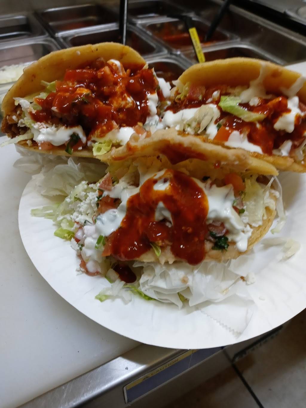 La Fondita | restaurant | 154 W Market St, Salinas, CA 93901, USA | 8319755856 OR +1 831-975-5856