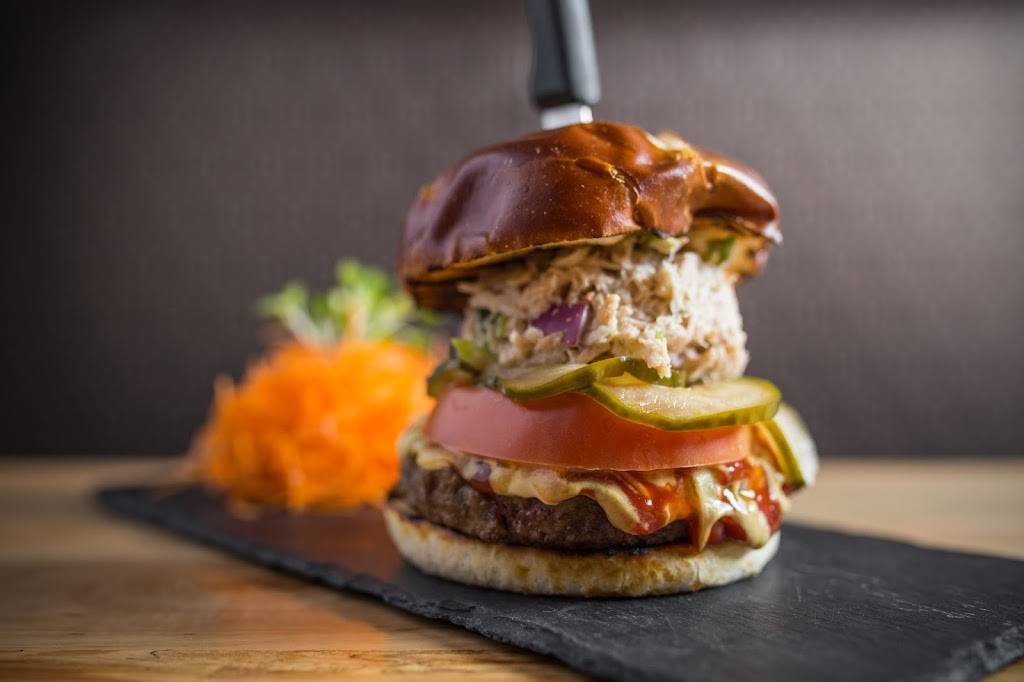 Earths Kitchen | restaurant | 3715 N Halsted St, Chicago, IL 60613, USA | 7736486000 OR +1 773-648-6000