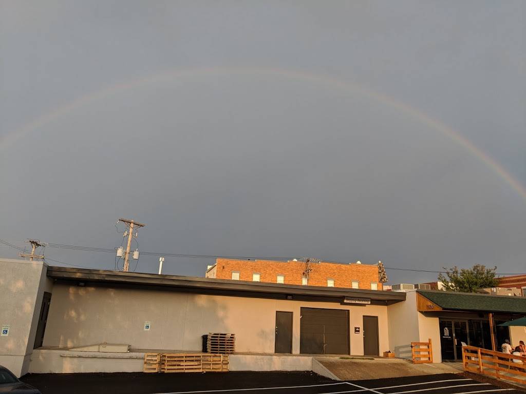 East Forty Brewing | restaurant | 1201 W Main St, Blue Springs, MO 64015, USA | 8169888217 OR +1 816-988-8217